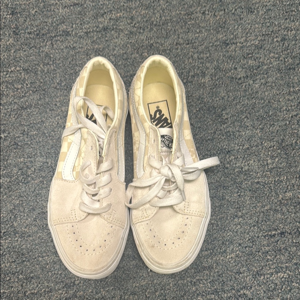 Kids lace up vans sneaker size 4.5 men size 6.0 woman